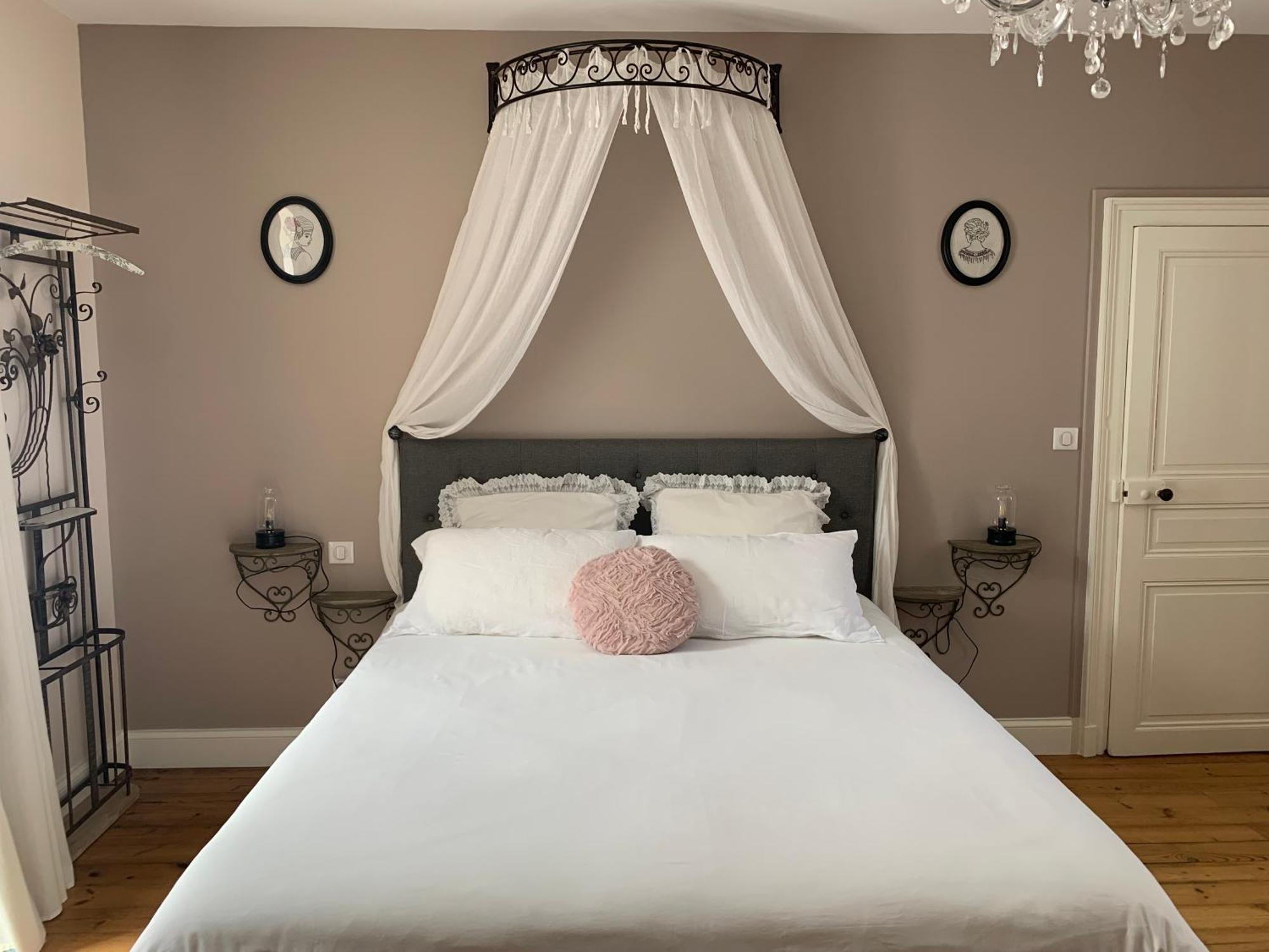 Bed and Breakfast The Cool Lounge A Coulonges - Charente Экстерьер фото